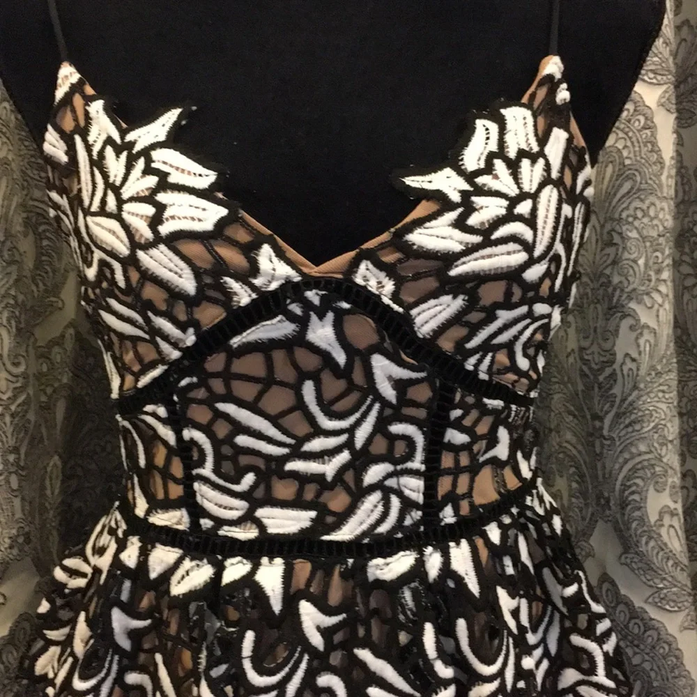 LACE FLORAL DRESS - Picture 5 of 8
